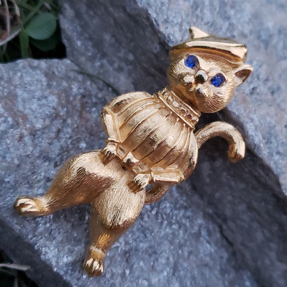 Vtg Baret Sweater Wearing Gerry's Kitty Cat Figural Gold Rhinestone Brooch Pin - Picture 8 of 11